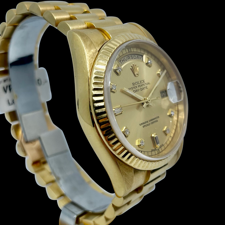 Rolex Day-Date 18 quilates con diamantes en oro completo